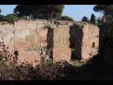 05053 ostia - regio i - insula xix - horrea dei mensores (i,xix,4) - westseite - bli ri sueden - 01-2024.jpg